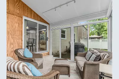 1813 Clyde Drive, Naperville, IL 60565 - Photo 16