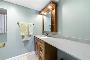 1311 S Finley Rd, Lombard, IL 60148 - Photo 12