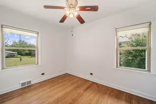 4N365 9th Ave, Addison, IL 60101 - Photo 6