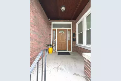 9237 S Paxton Avenue #1, Chicago, IL 60617 - Photo 2