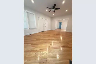 9237 S Paxton Avenue #1, Chicago, IL 60617 - Photo 12