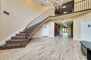190 S Wood Dale Rd, Wood Dale, IL 60191 - Photo 4