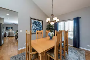 206 Chesapeake Bay, Winthrop Harbor, IL 60096 - Photo 6