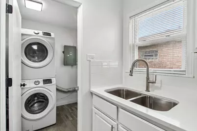 3417 S Central Avenue, Cicero, IL 60804 - Photo 8