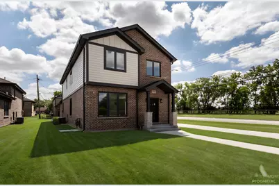 7957 W 73 Place, Bridgeview, IL 60455 - Photo 2