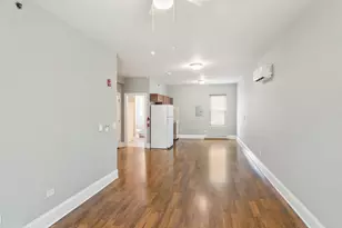 115 N Hickory St, Joliet, IL 60435 - Photo 4