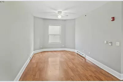115 N Hickory Street #C, Joliet, IL 60435 - Photo 6