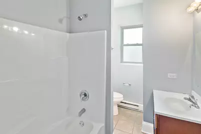 115 N Hickory Street #C, Joliet, IL 60435 - Photo 8