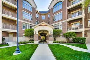 445 Village Green, Lincolnshire, IL 60069 - Photo 2