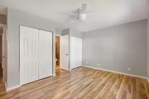 1022 Colony Lake Dr, Schaumburg, IL 60194 - Photo 10