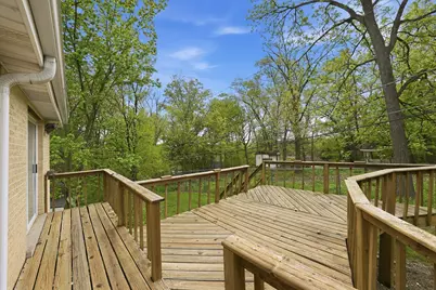 8351 W 99th Street, Palos Hills, IL 60465 - Photo 30