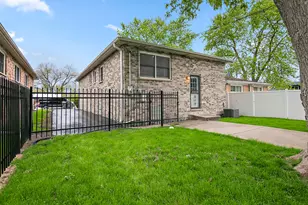 14909 Martin Luther King Jr Dr, Dolton, IL 60419 - Photo 22