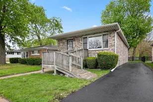14909 Martin Luther King Jr Dr, Dolton, IL 60419 - Photo 2