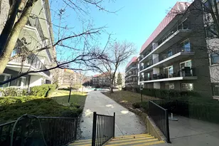 9529 Bronx Ave, Skokie, IL 60077 - Photo 22