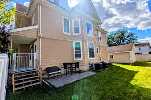 407 S Cherry St, Morrison, IL 61270 - Photo 22