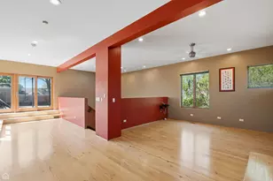 1202 W Fletcher St, Chicago, IL 60657 - Photo 32