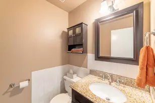 920 MacArthur Dr, Chicago Heights, IL 60411 - Photo 14