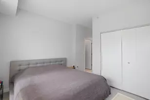 233 E 13th St, Chicago, IL 60605 - Photo 12