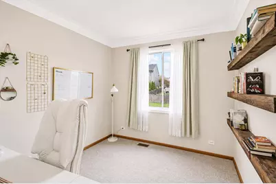 688 Bay Shore Drive, Pingree Grove, IL 60140 - Photo 16