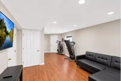 688 Bay Shore Drive, Pingree Grove, IL 60140 - Photo 40
