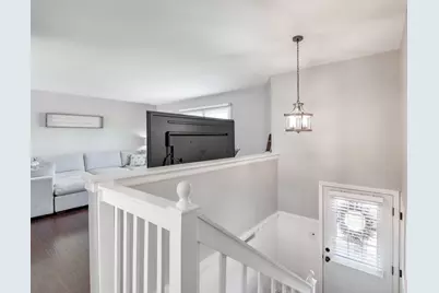 5113 W Dartmoor Drive, McHenry, IL 60050 - Photo 4
