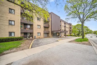 1133 S Finley Road #305, Lombard, IL 60148 - Photo 2