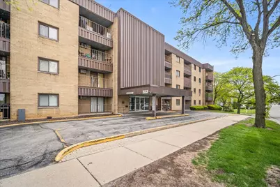 1133 S Finley Road #305, Lombard, IL 60148 - Photo 1