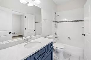 639 N Wright St, Naperville, IL 60563 - Photo 24