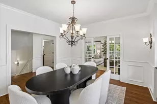 639 N Wright St, Naperville, IL 60563 - Photo 20