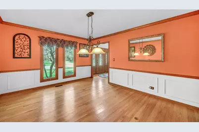 1113 Loyola Drive, Libertyville, IL 60048 - Photo 6