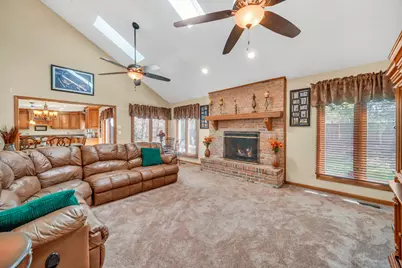 1113 Loyola Drive, Libertyville, IL 60048 - Photo 16