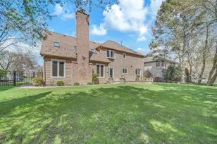 1113 Loyola Dr, Libertyville, IL 60048 - Photo 42