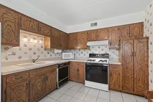 8826 W 140th St, Orland Park, IL 60462 - Photo 10
