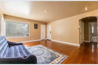 7922 S Ellis Avenue, Chicago, IL 60619 - Photo 4