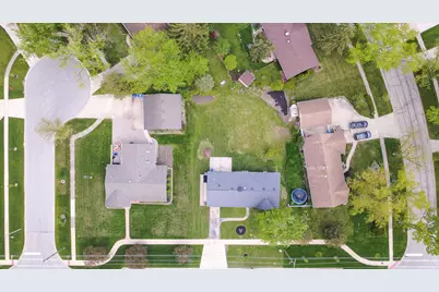 135 S Walnut Lane, Schaumburg, IL 60193 - Photo 42
