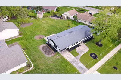 135 S Walnut Lane, Schaumburg, IL 60193 - Photo 44