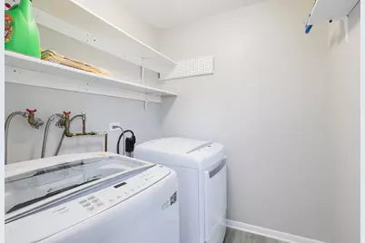 407 Bonniebrook Avenue, Mundelein, IL 60060 - Photo 22