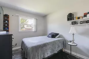 407 Bonniebrook Ave, Mundelein, IL 60060 - Photo 18