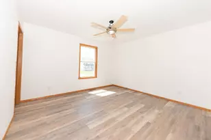 5696 Heidi Dr, Rockford, IL 61109 - Photo 14