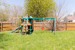 5696 Heidi Dr, Rockford, IL 61109 - Photo 36
