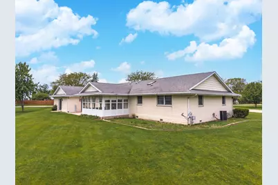 301 Scott Drive, Dwight, IL 60420 - Photo 8