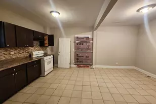 7403 S Dante Ave, Chicago, IL 60619 - Photo 8
