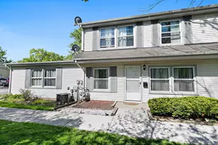 1797 Queensbury Cir, Hoffman Estates, IL 60169 - Photo 1