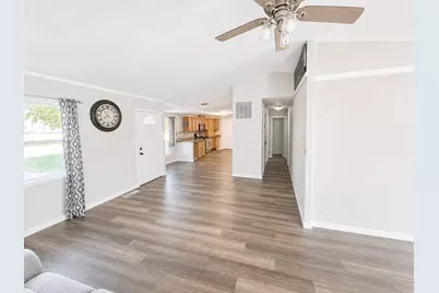 2006 E 7th Street, Sterling, IL 61081 - Photo 6