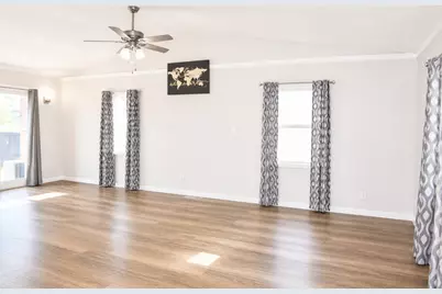 2006 E 7th Street, Sterling, IL 61081 - Photo 10