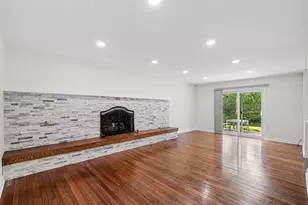 1115 Antique Ln, Northbrook, IL 60062 - Photo 10