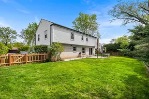 1115 Antique Ln, Northbrook, IL 60062 - Photo 28
