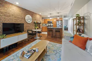 801 W Oakdale Ave, Chicago, IL 60657 - Photo 4