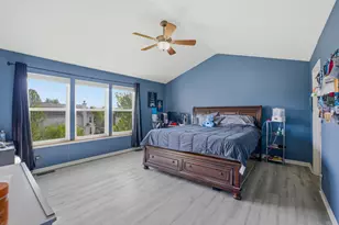 1959 W Windsor Dr, Round Lake, IL 60073 - Photo 16
