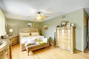 22417 Riverside Dr, Richton Park, IL 60471 - Photo 16